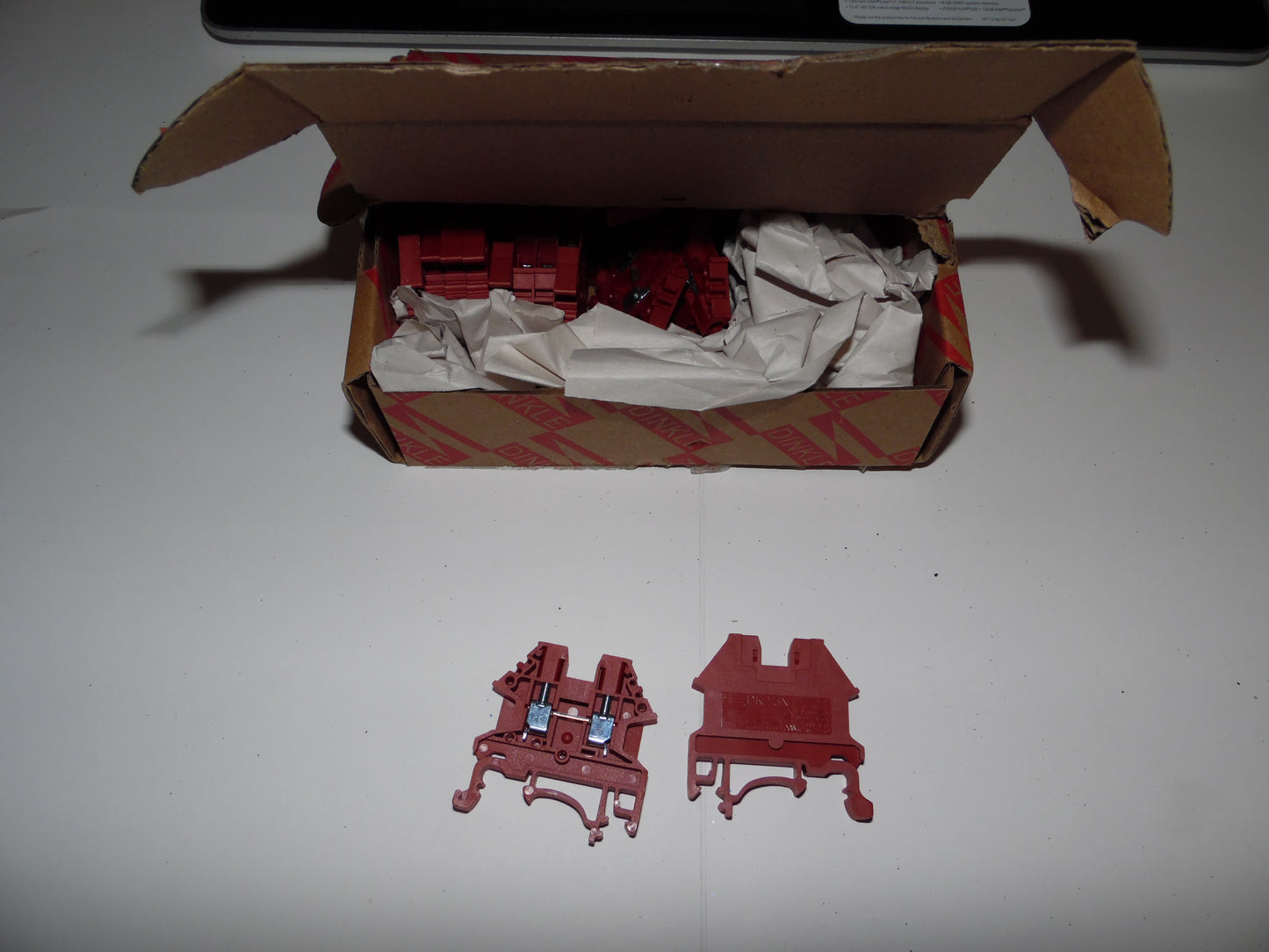 International Connector DK2.5N-RD - Approx 40 Count