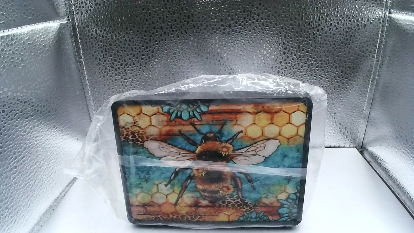 Plastic Reese Hitch 2" Receiver Decorative Cover - Bee Design