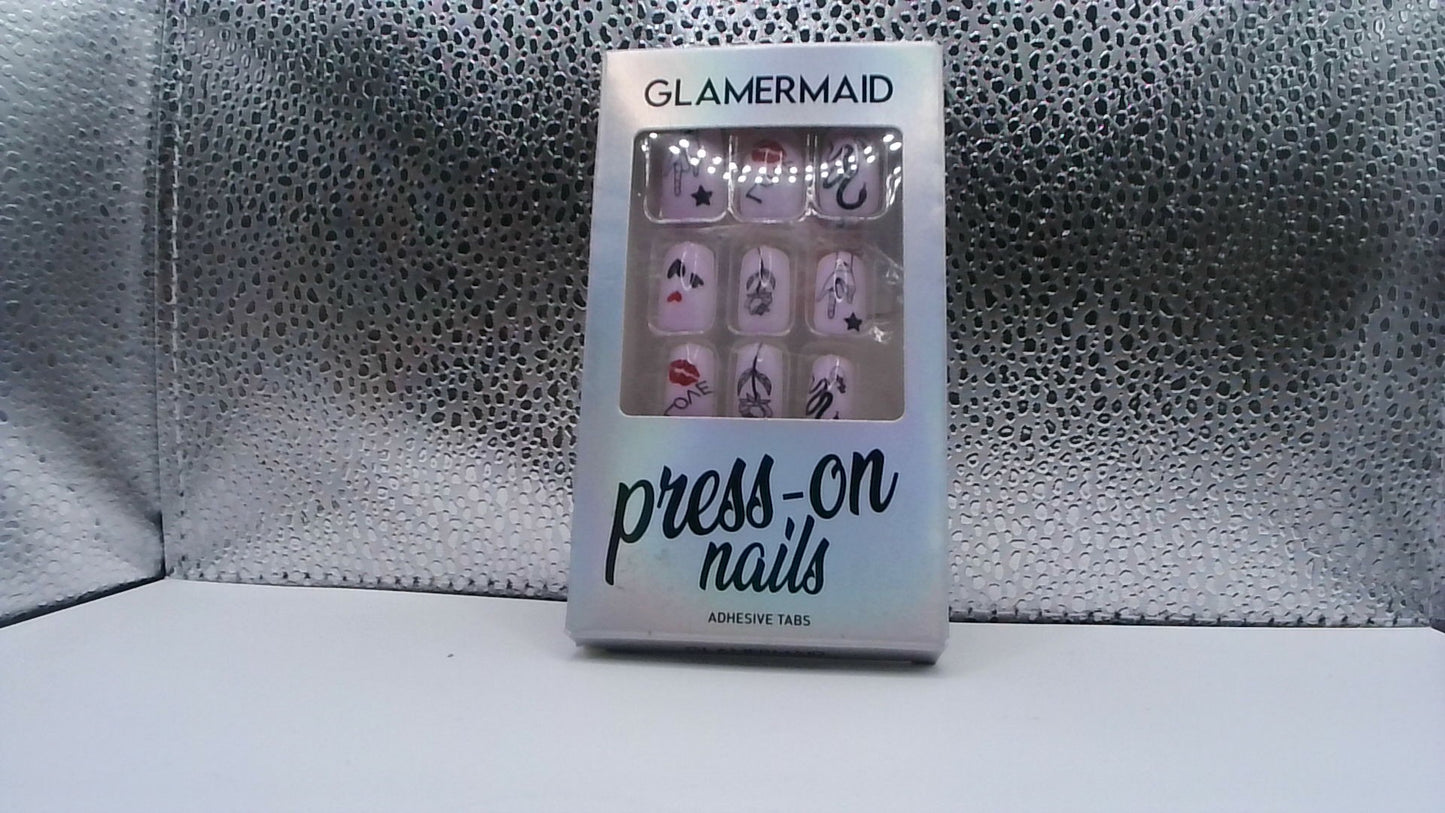 Press-On Glamermaid Nails