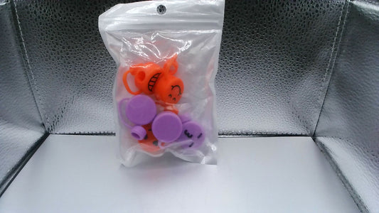 Smiley Face Straw Caps – 6 Pack (3 Orange, 3 Purple)